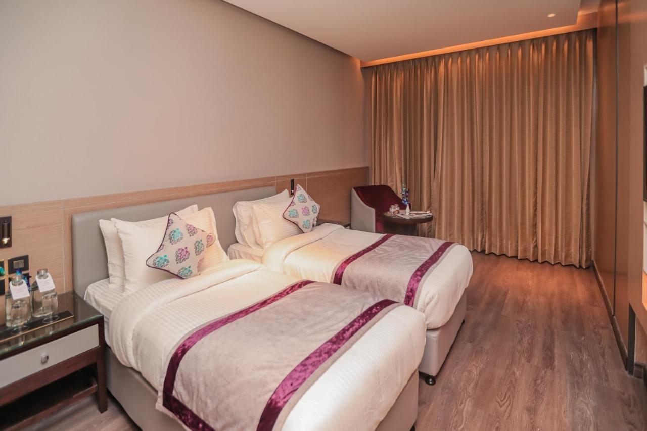 Regenta Place Verka Amritsar Exteriér fotografie